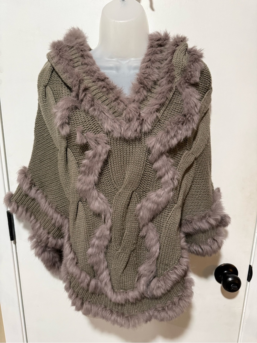 Dolce Cabo Olive Cable-Knit Hooded Poncho with Taupe Faux Fur Trim-#1810